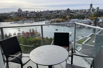 #1702 – 638 Beach Crescent